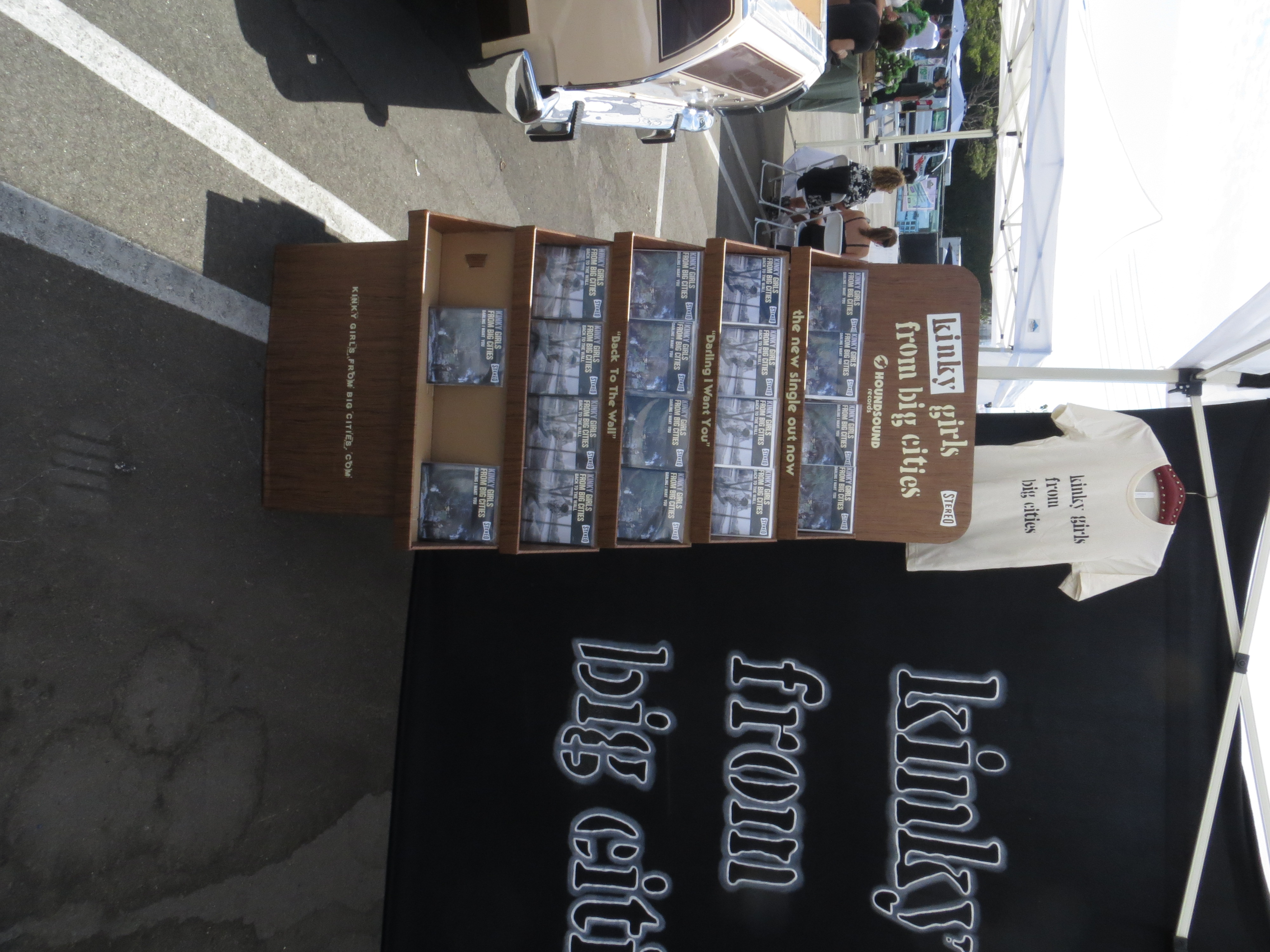 booth1.jpg